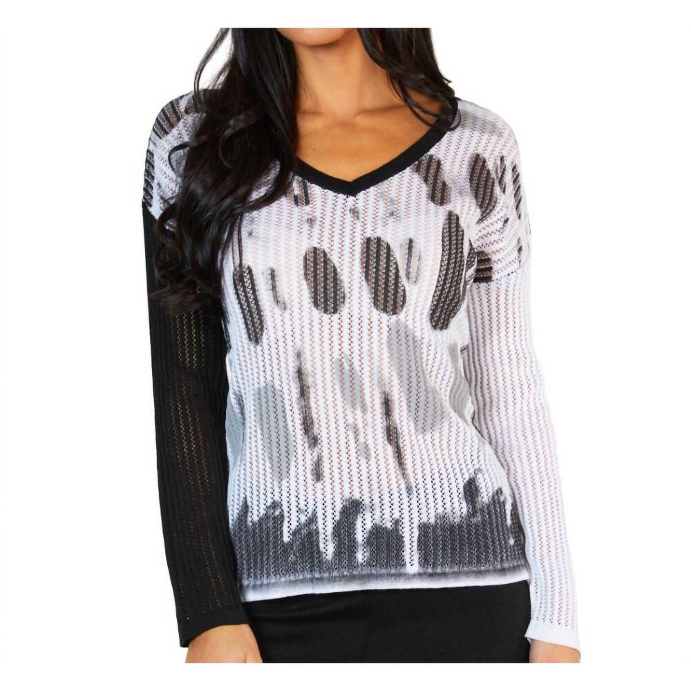 NEW ANGEL APPAREL spot v-neck top in white/black